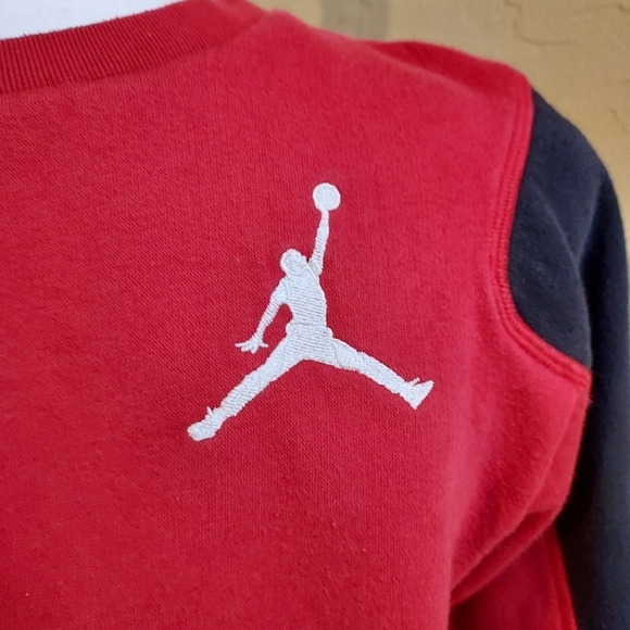 Boys Jordan Sweatshirt - Picture 2 of 5